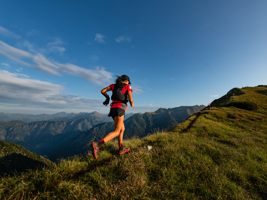 Gorras para trail running: qué buscar para correr en montaña